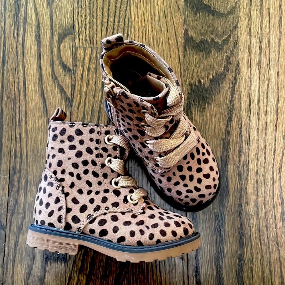 Toddler Girls Boots - LIKE NEW